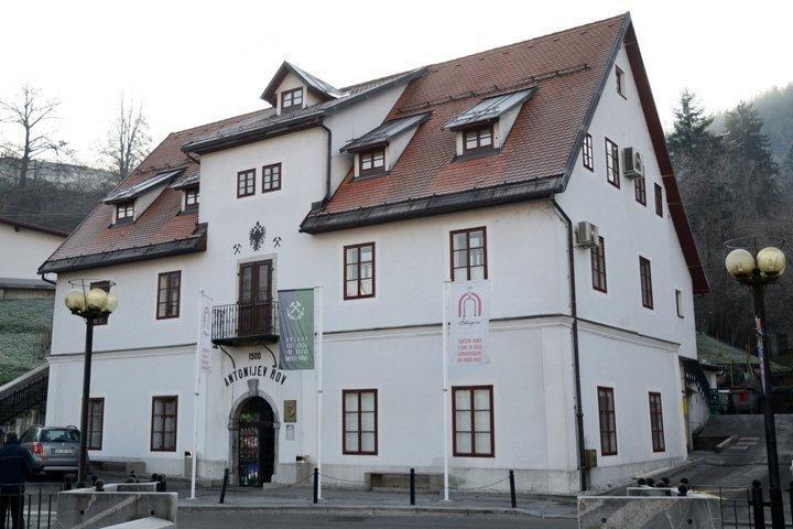 Guesthouse Barbara Idrija Zewnętrze zdjęcie